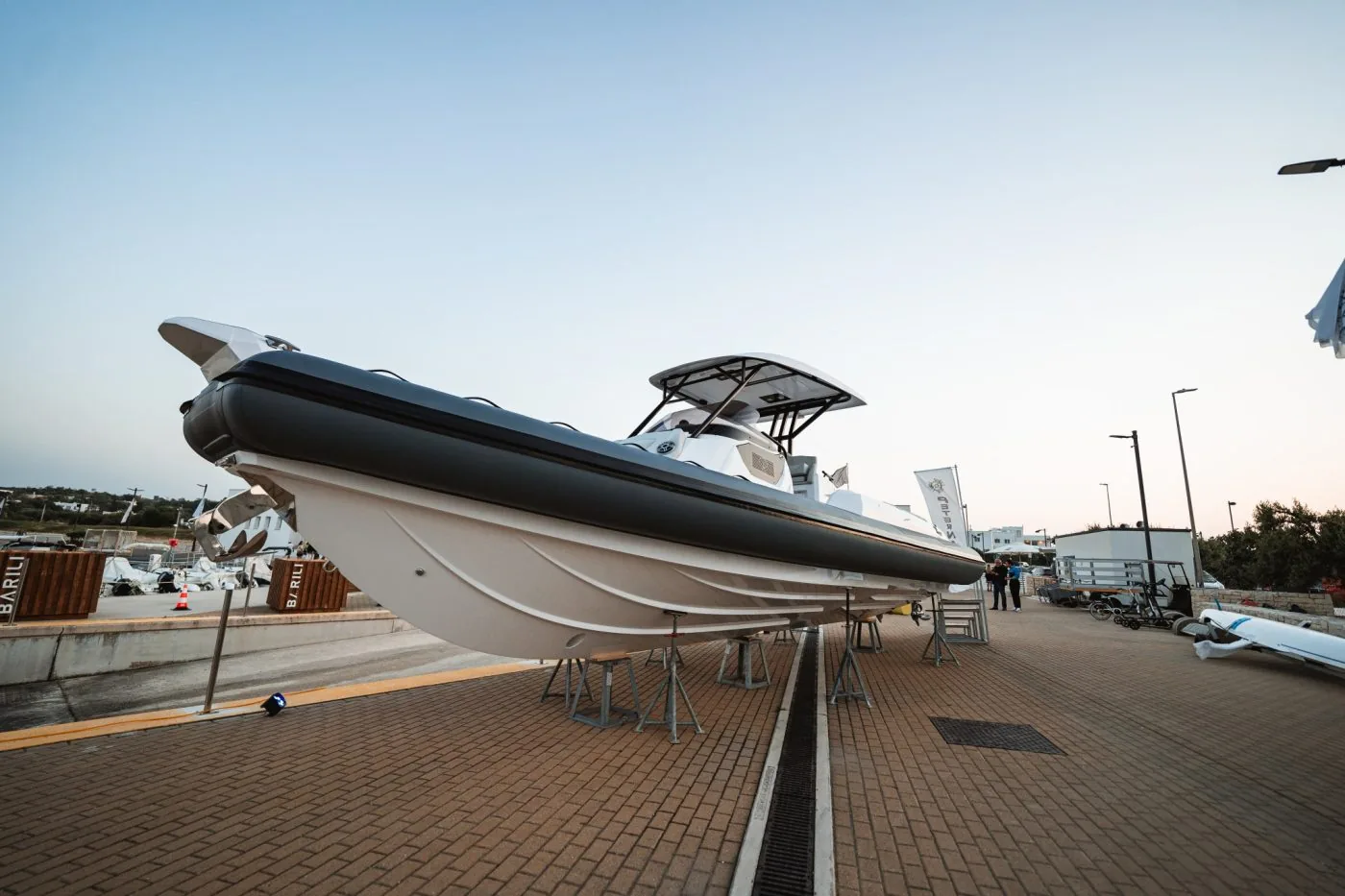 Ranieri International Cayman 38 Excutive